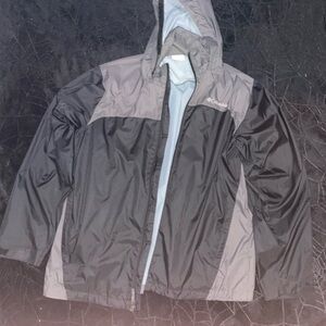Columbia Men's Two-Tone Raincoat